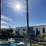 - Playa - Con Amplia Terraza Abierta A La Piscina El12 Willa Estepona